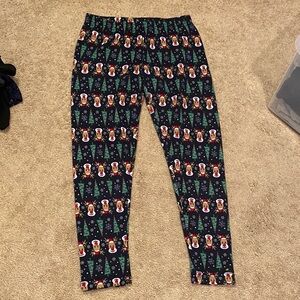 No Boundaries Christmas Print Leggings - Black and Green